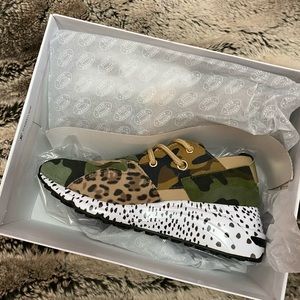 NEW IN BOX Steve Madden Sneakers